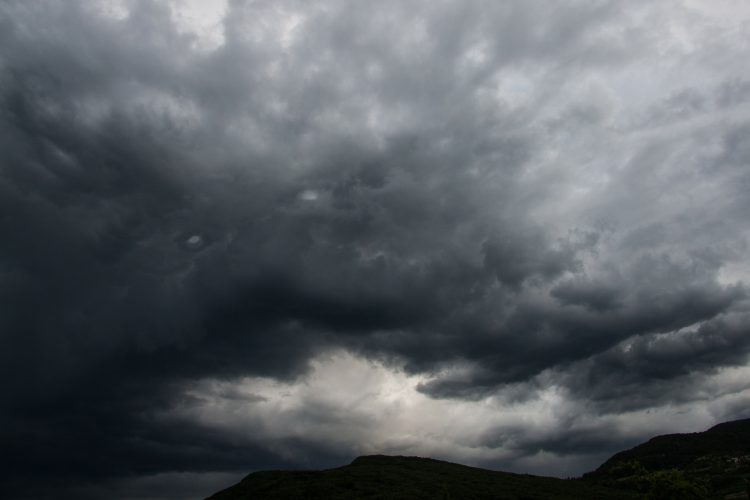 cloud-mood-143357_1920